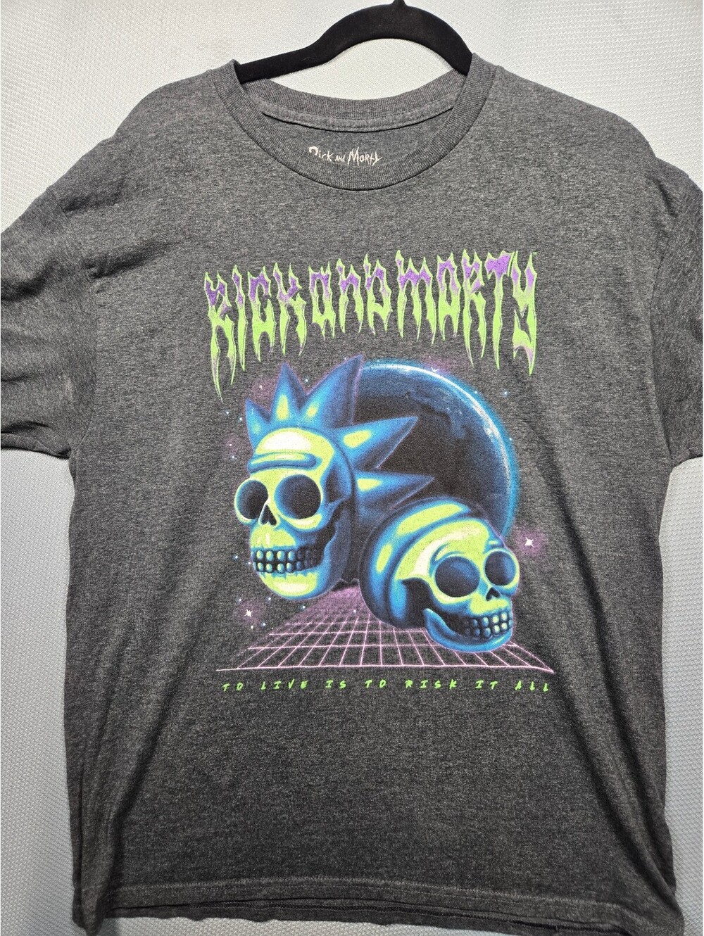 Rick and Morty graphic T-shirt Size L